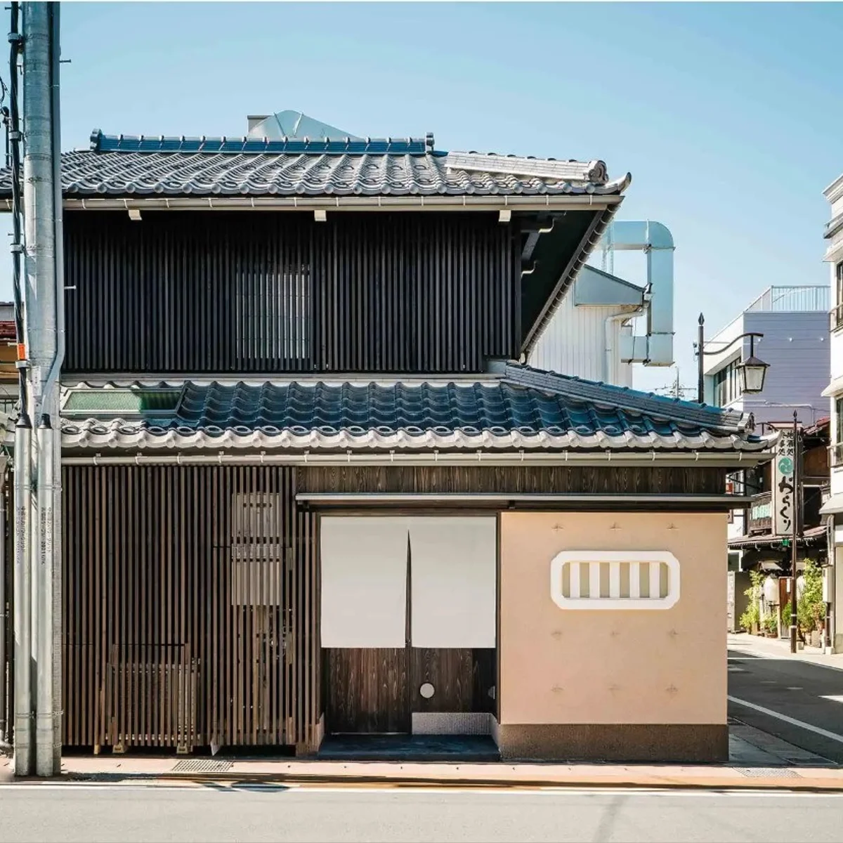 Ichihana, a whole-house machiya 1 min walk from Takayama Station