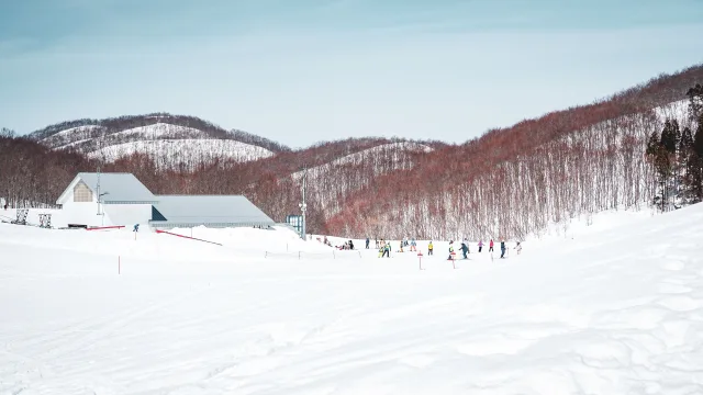 Skiing and snow play at GALA Yuzawa